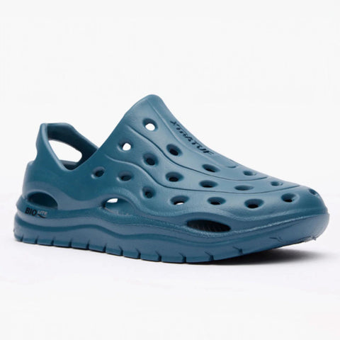 Xtratuf - Youth (BIG) Kids Riptide Sandal — Y1 / Regular / Legion Blue